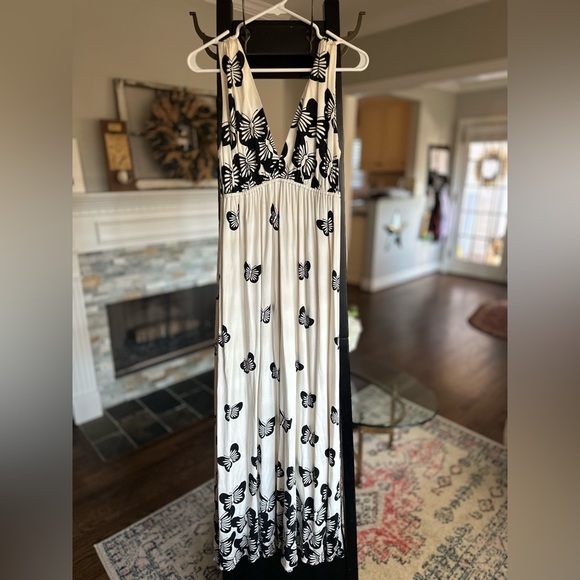 Alice and Olivia silk butterfly maxi dress. Excellent condition. - Picture 3 of 6
